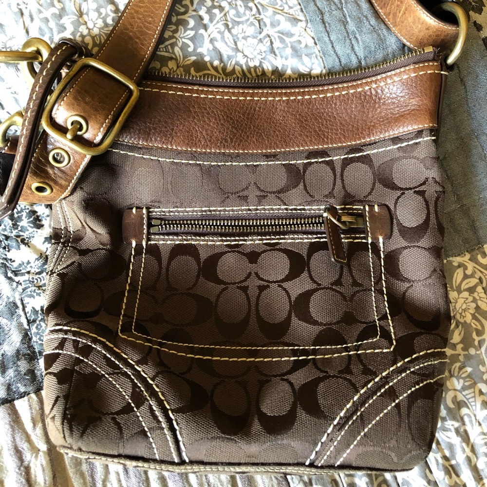Coach crossbody purse